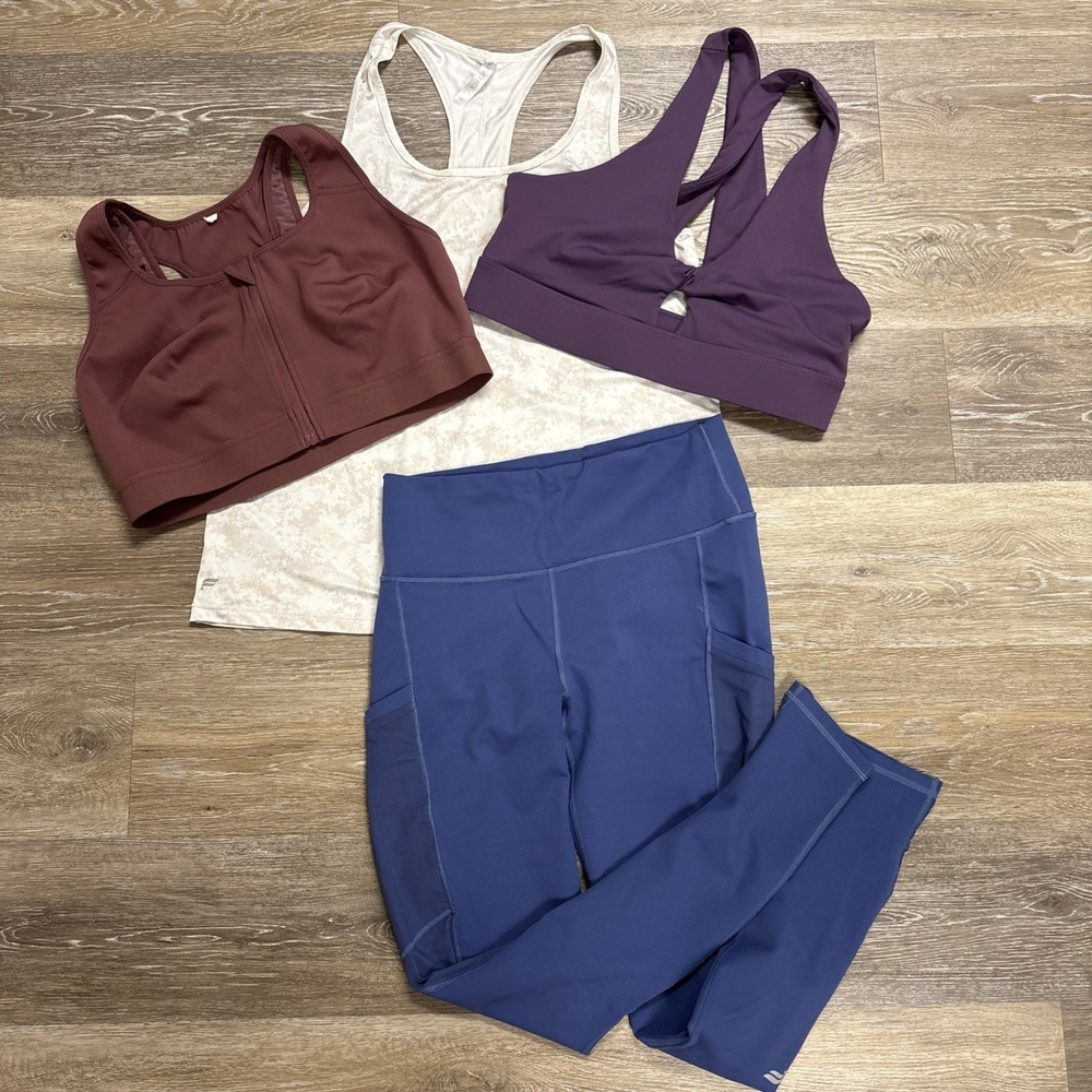 Fabletics Size Medium Bundle 1 Pr Leggings 2 Bras 1 Tank Top Excellent Condition